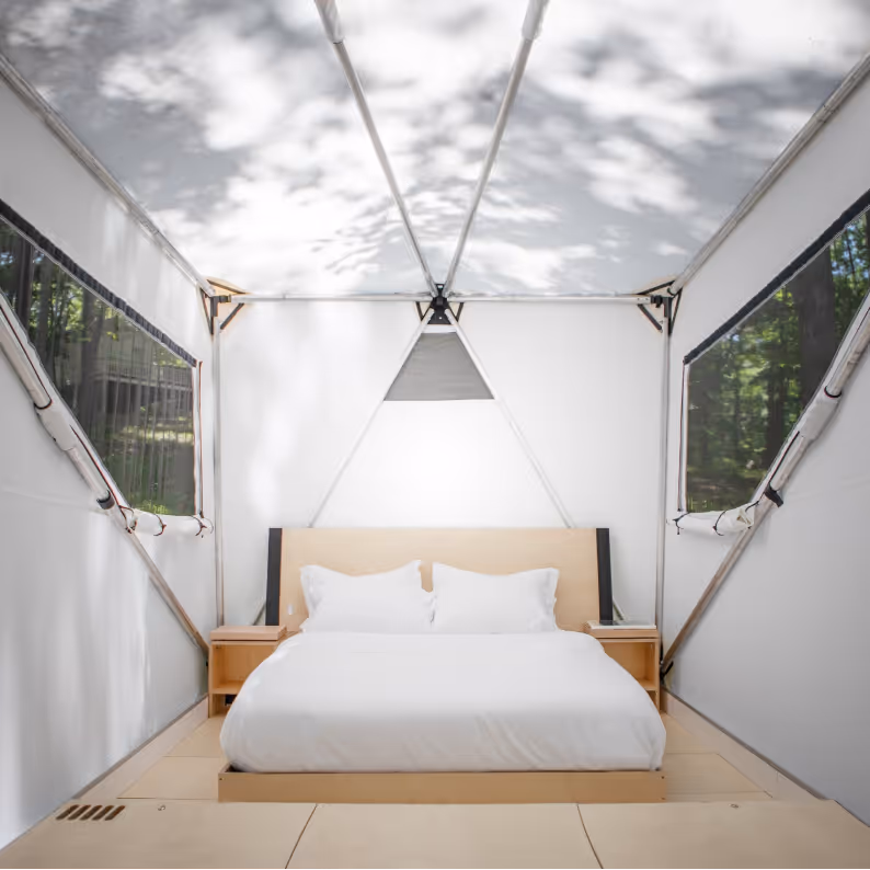 Montana bride and groom