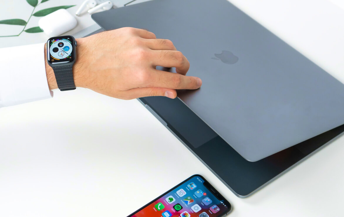 Renting vs buying an office space: pros, cons and tips!