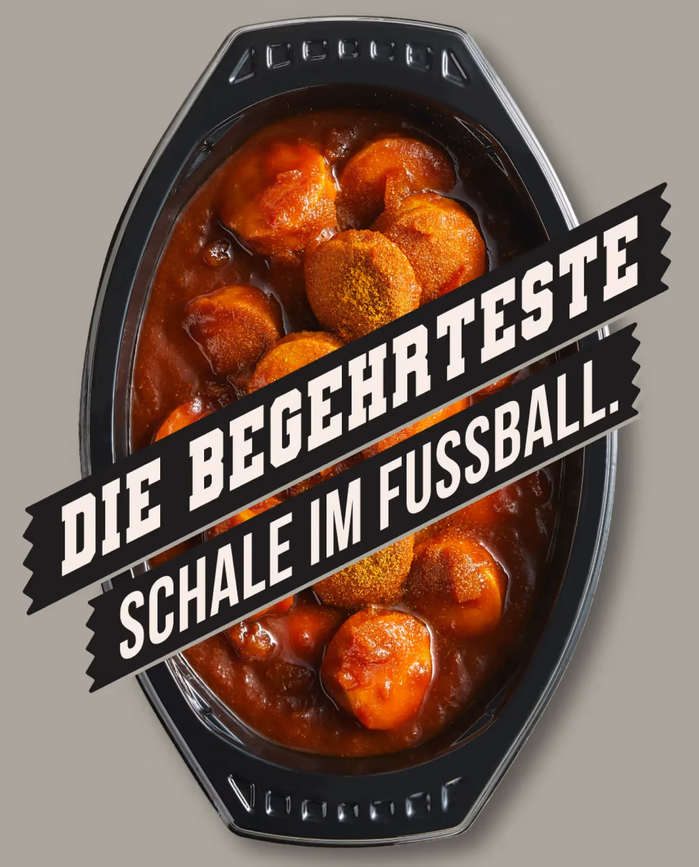 Currywurst in Schale mit Branding-Slogan