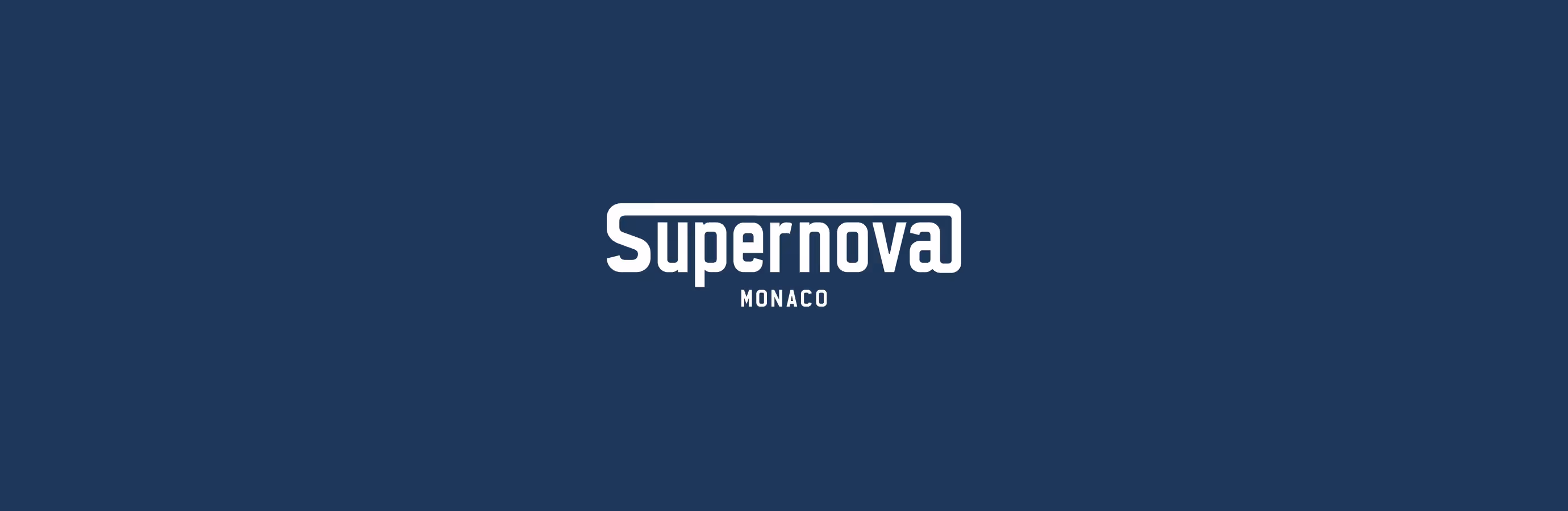 Logo „Supernova“ auf dunkelblauem Hintergrund