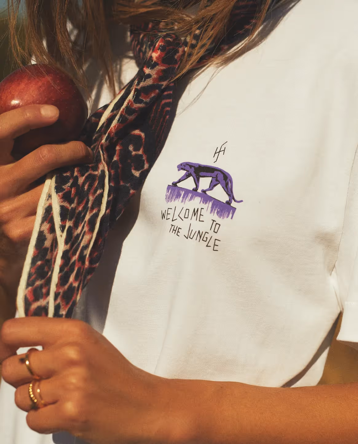 Detailaufnahme eines T-Shirts mit Print