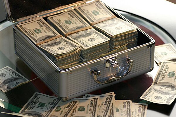 PR 100 | Helping By Selling