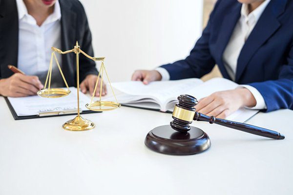 PR Sam | Resilient Lawyer
