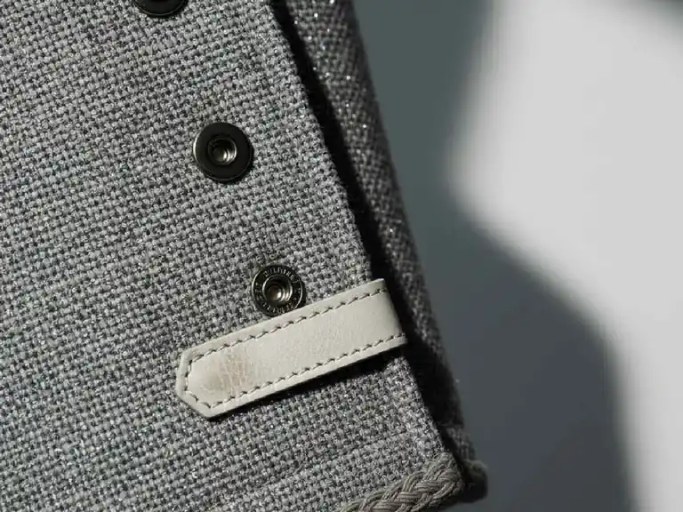 Choosing the Right Tools for Collaboration: decision support for fashion brand teams
