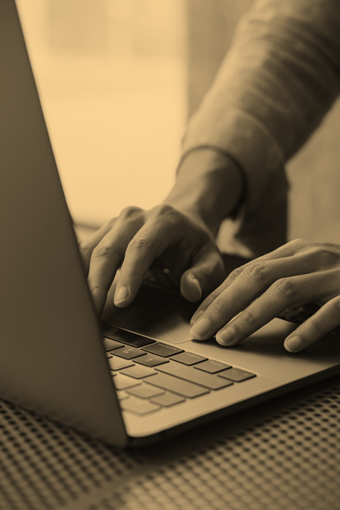 image of consultant advising a business