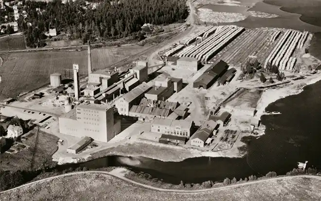 Aerial view over facility in Vansätter