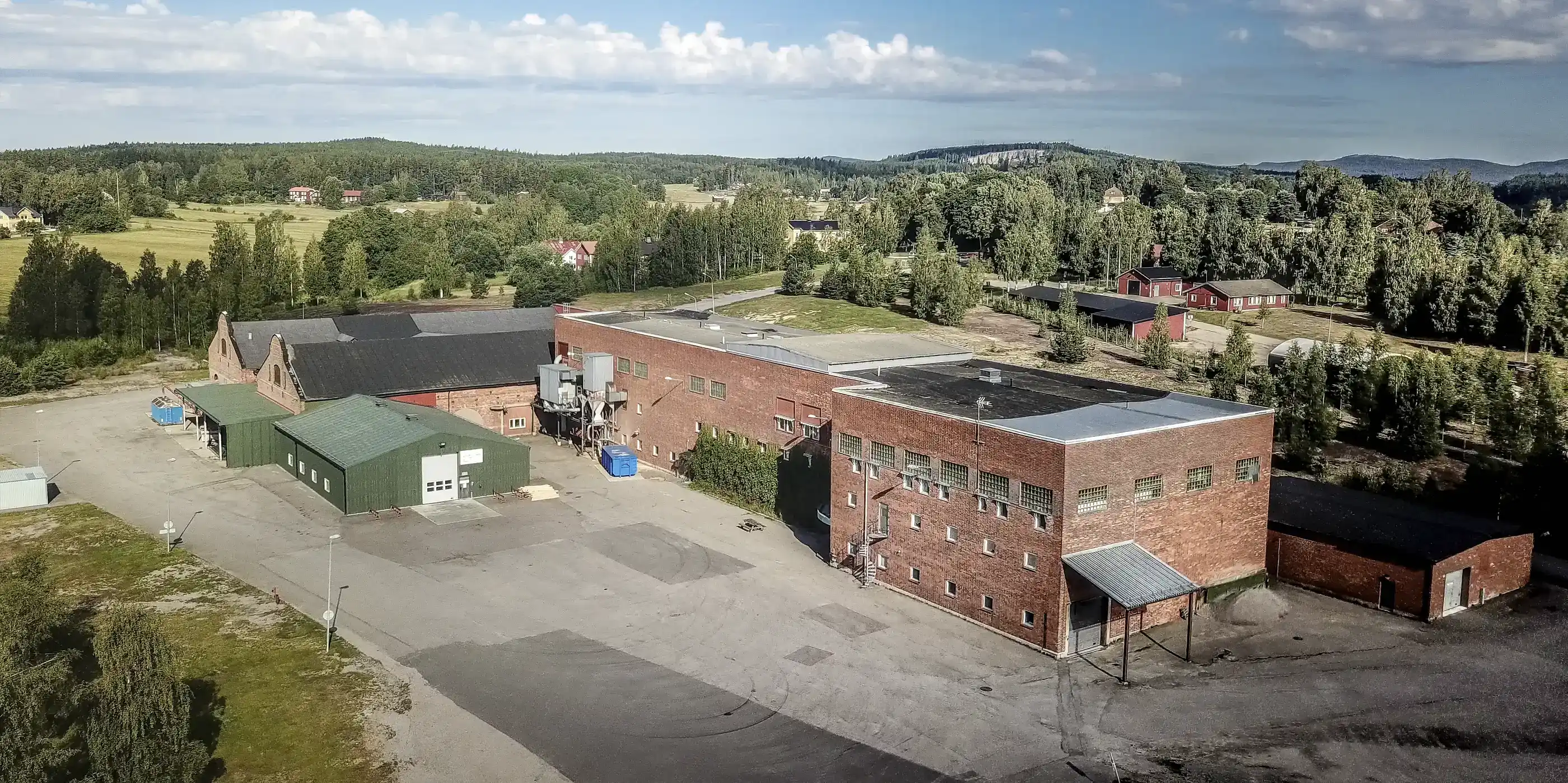 Raised floor under construction
