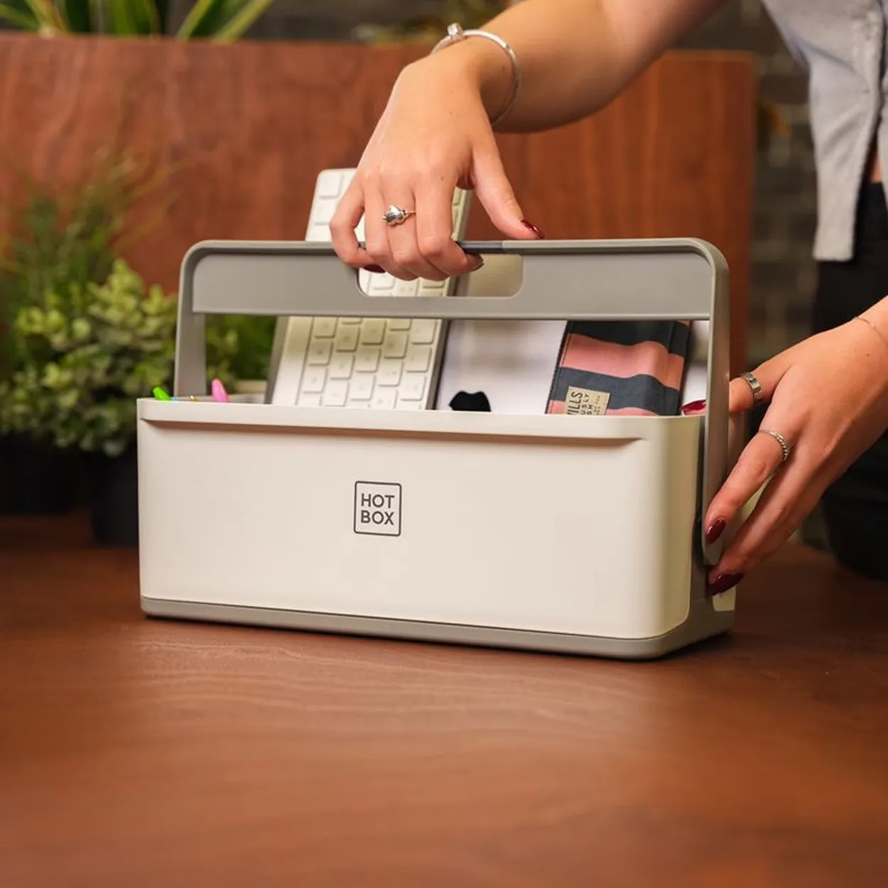 Hotbox 4 Mini Desk Caddy