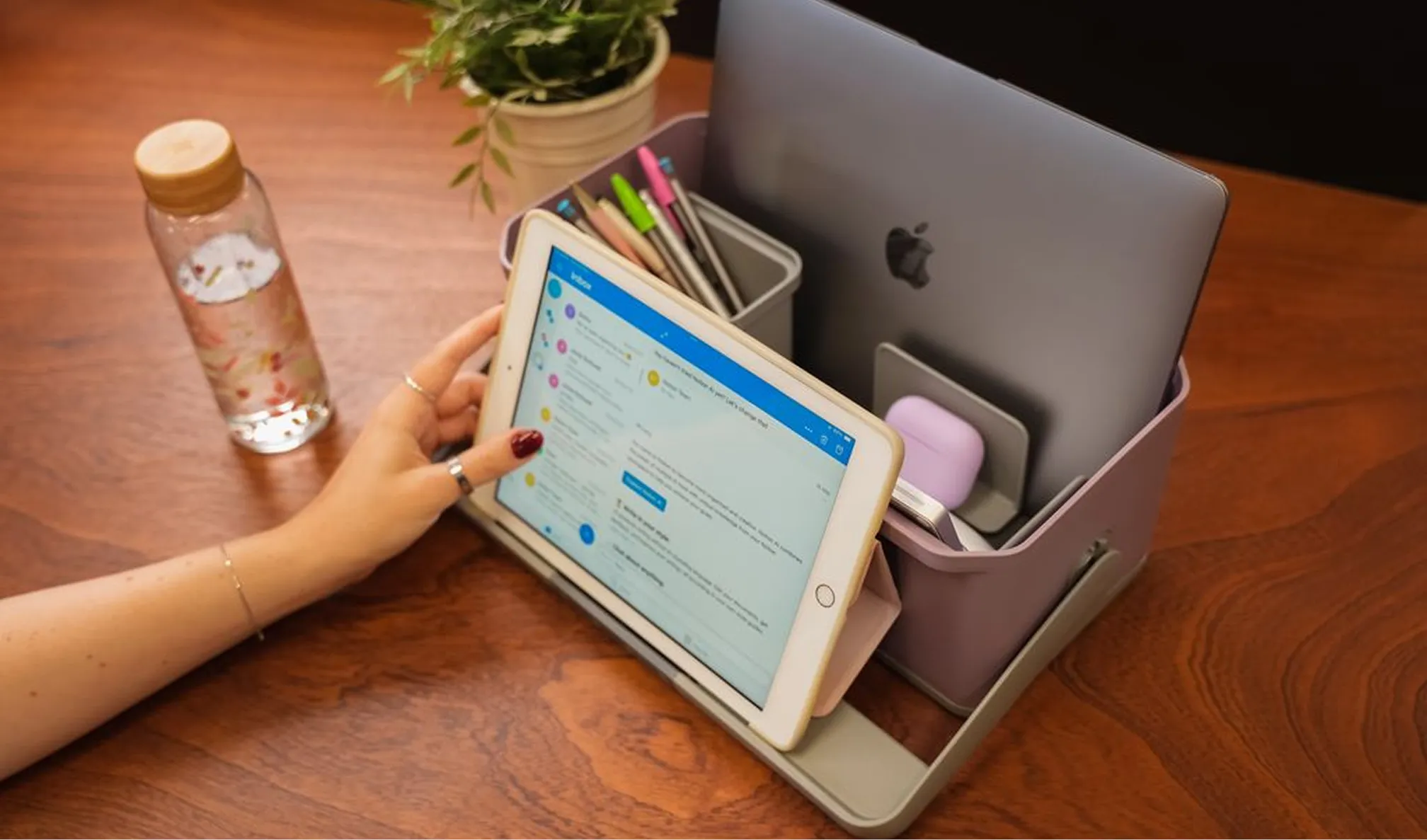 Hotbox 4 Mini Desk Caddy