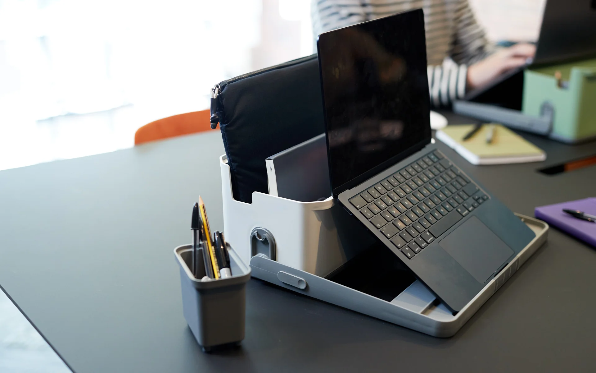 Enhancing employee experience: Navigating collaboration in the hybrid workplace