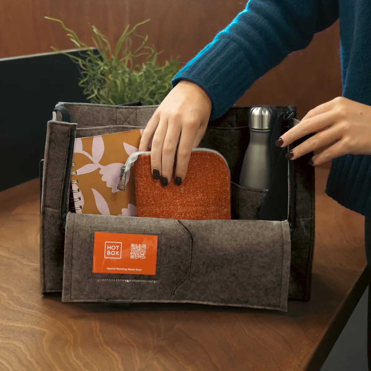 Hotbox Flex Desk Caddy