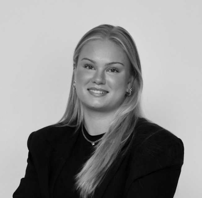 [headshot] image of customer (for an italian restaurant)