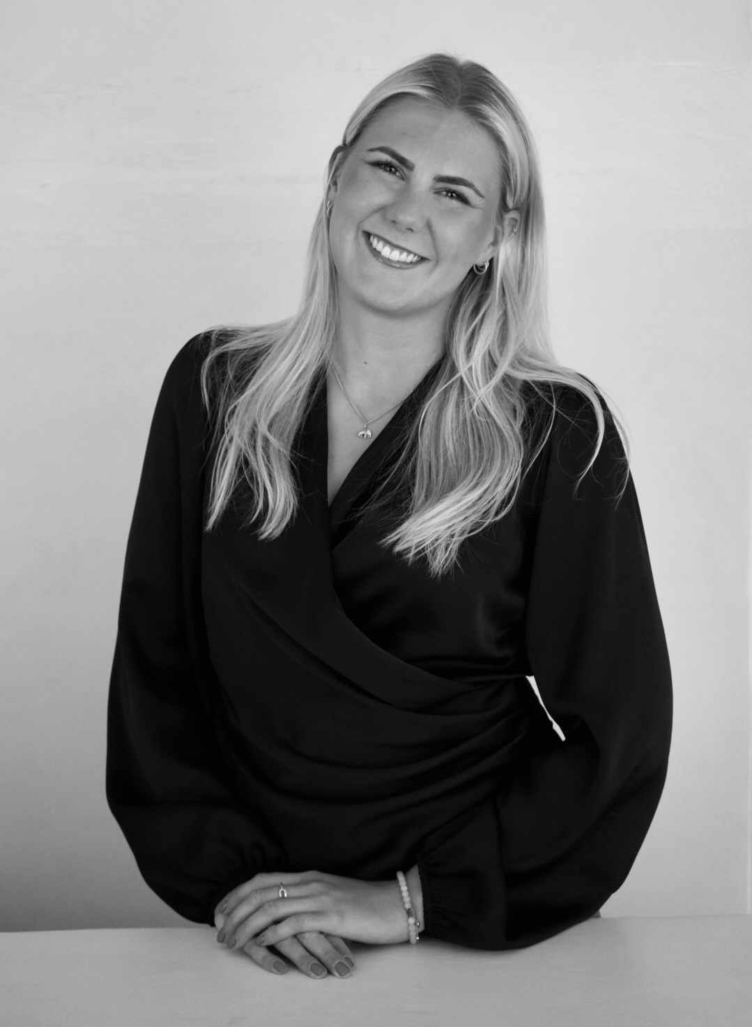 [headshot] image of customer (for a university)
