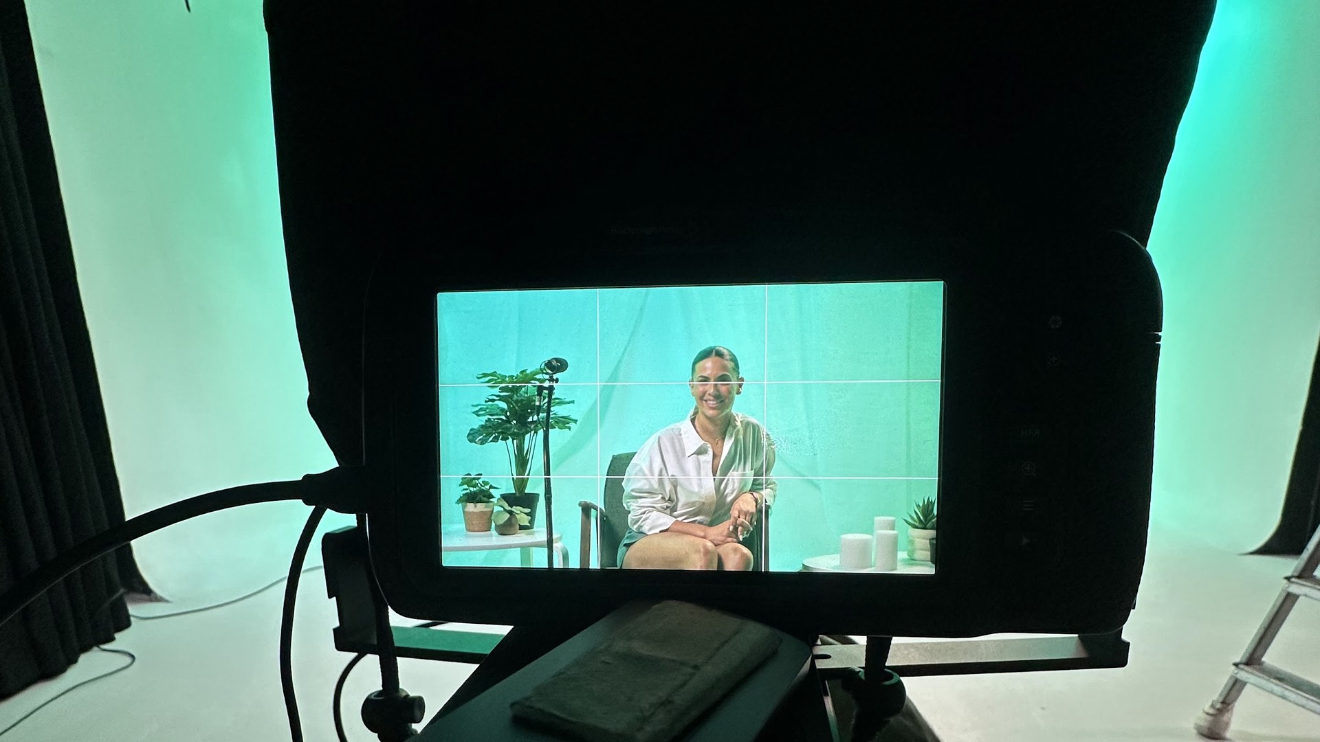 OWARI, tournage studio du média de marque par Creative Prods
