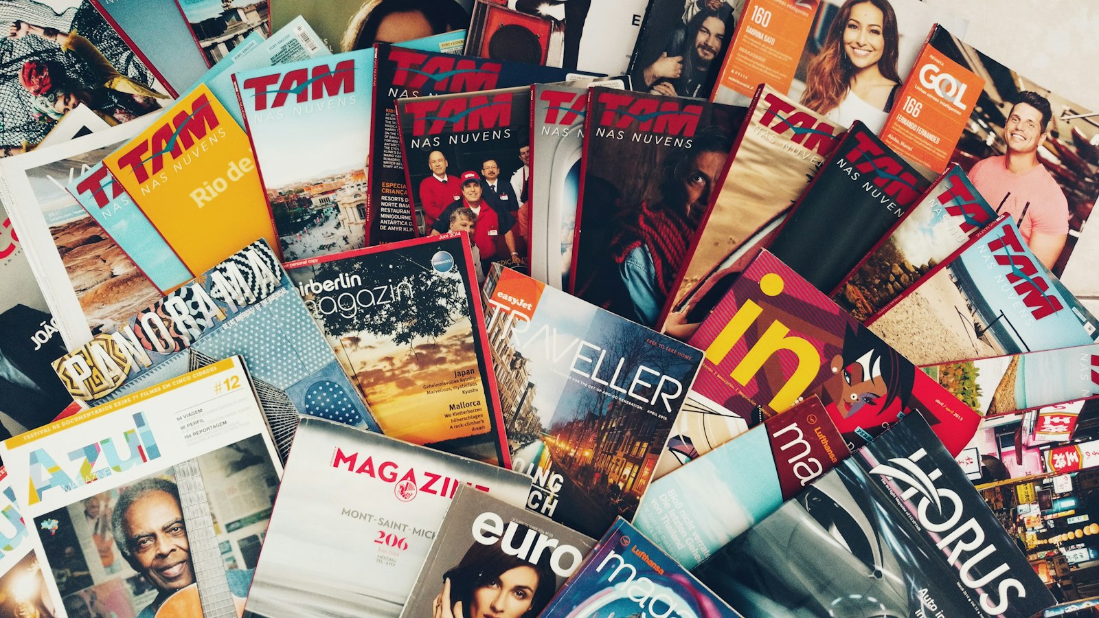 Pile de magazines imprimés