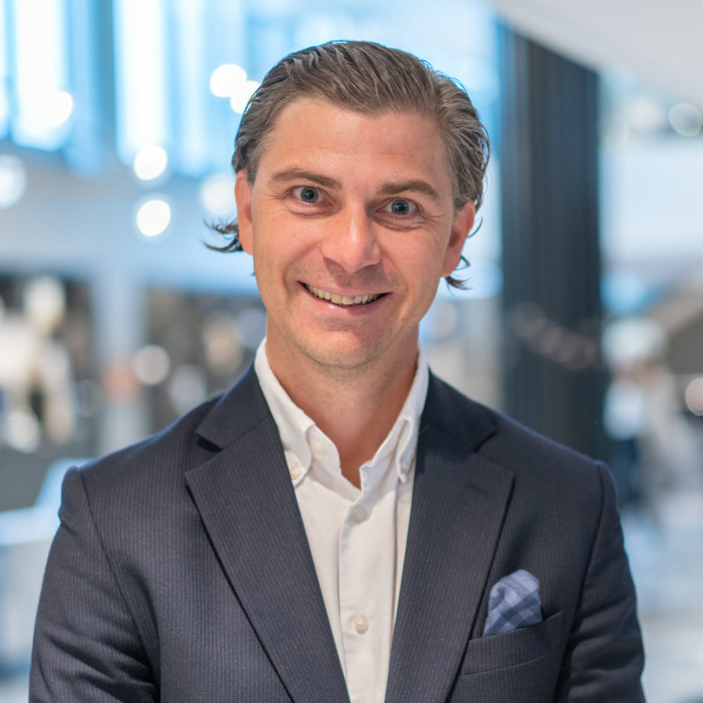 Grade - Rickard Kajson