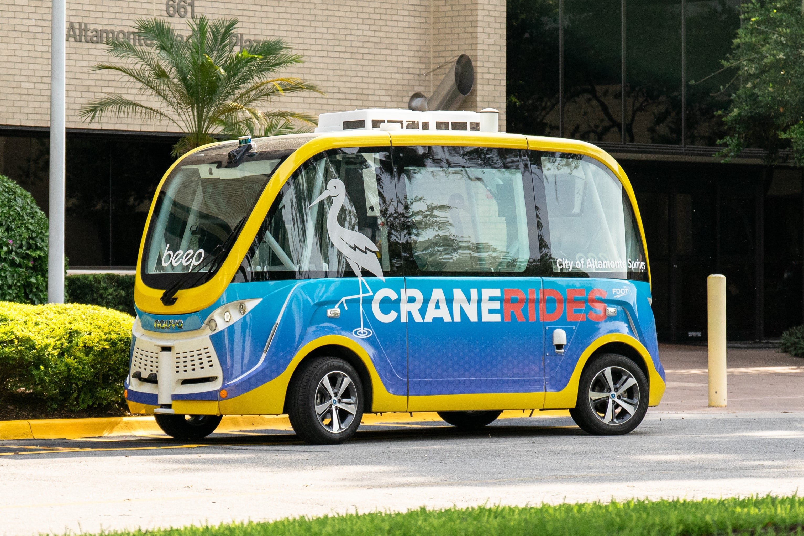 CraneRIDES autonomous vehicle