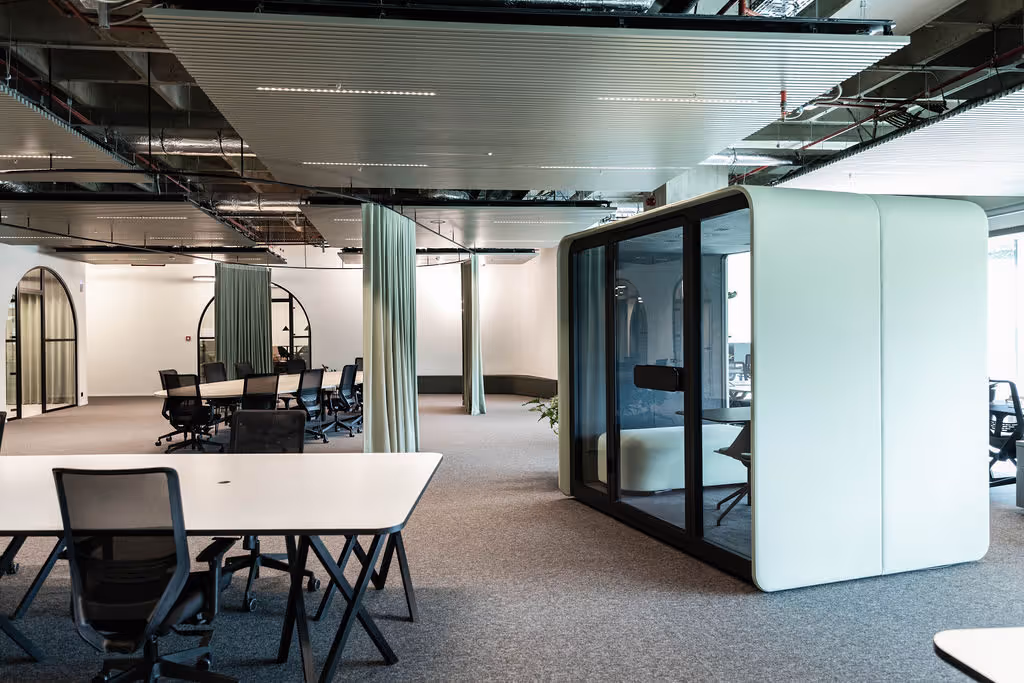 Virtuology - Our offices in Brussels - openspace phone booth