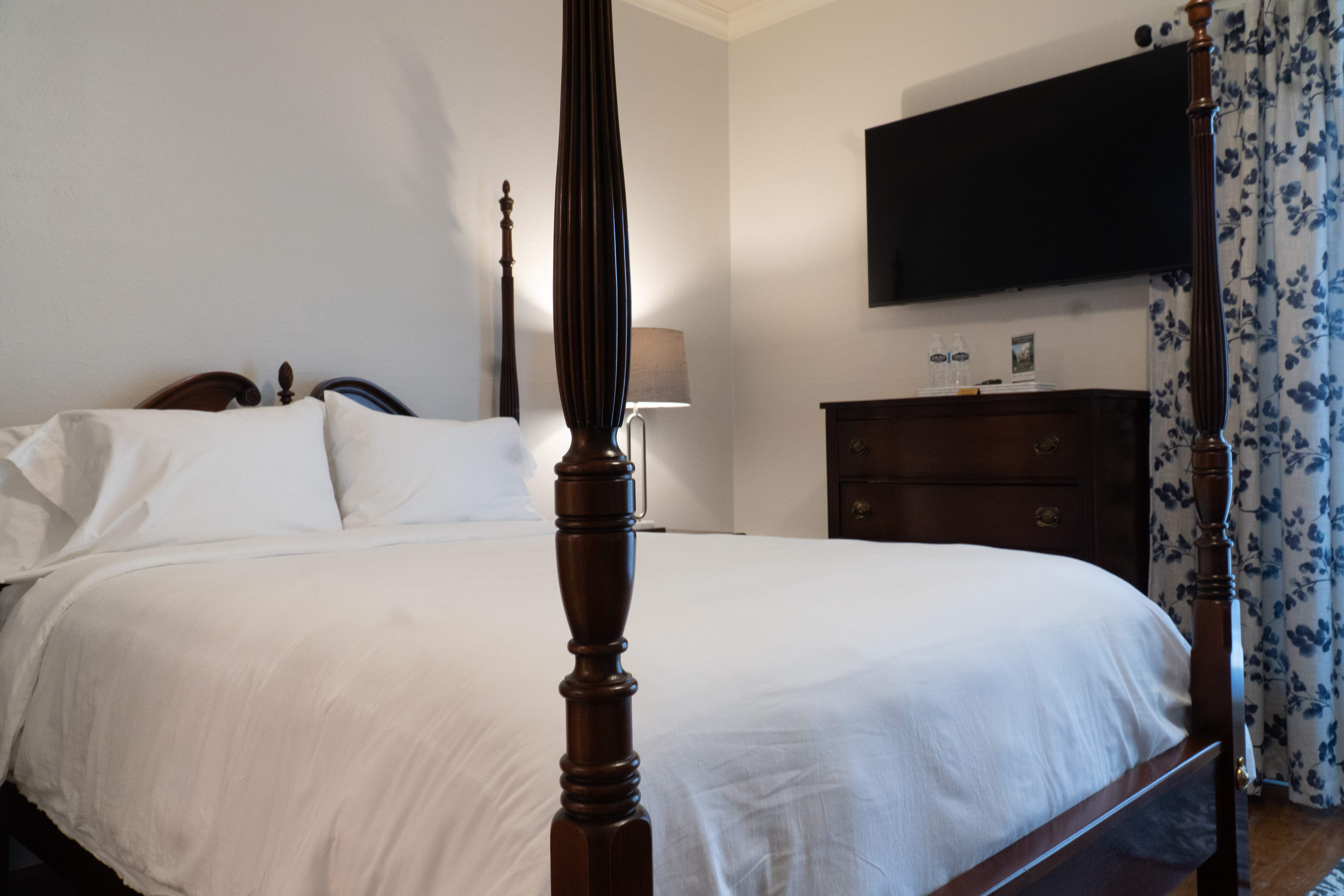 inviting bedroom (for a bed & breakfast)