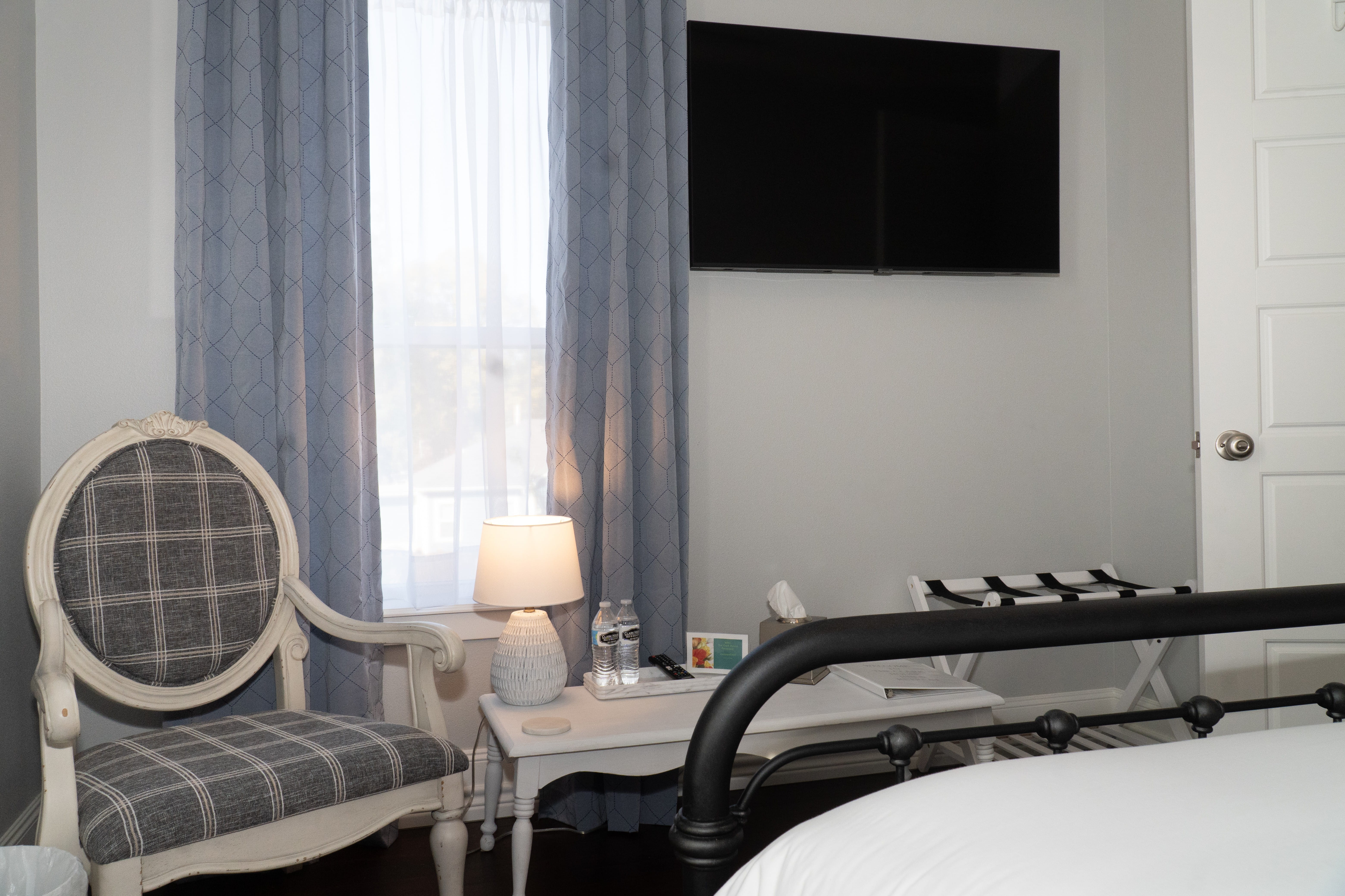 image of historic pub building