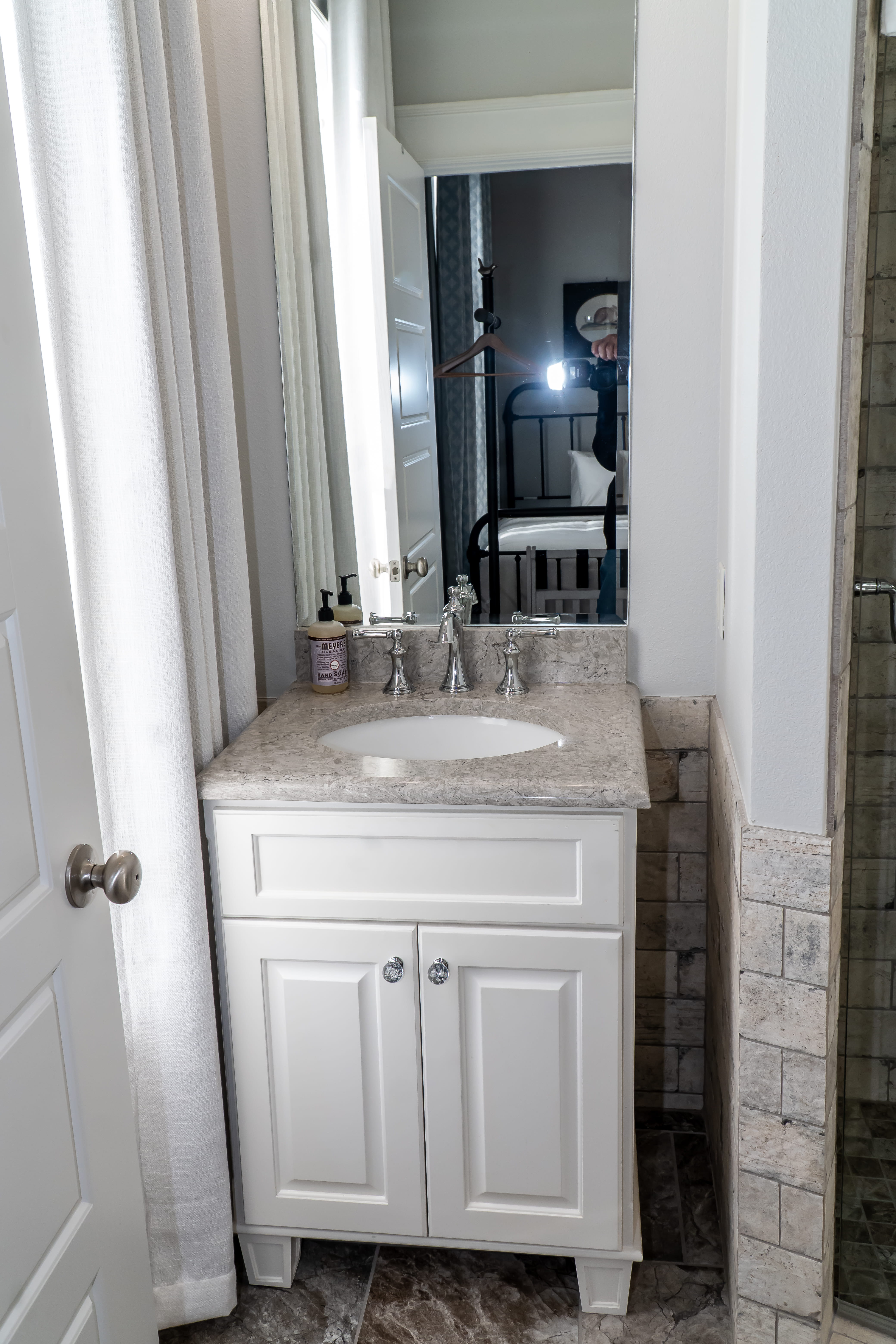 image of charming bed & breakfast exterior