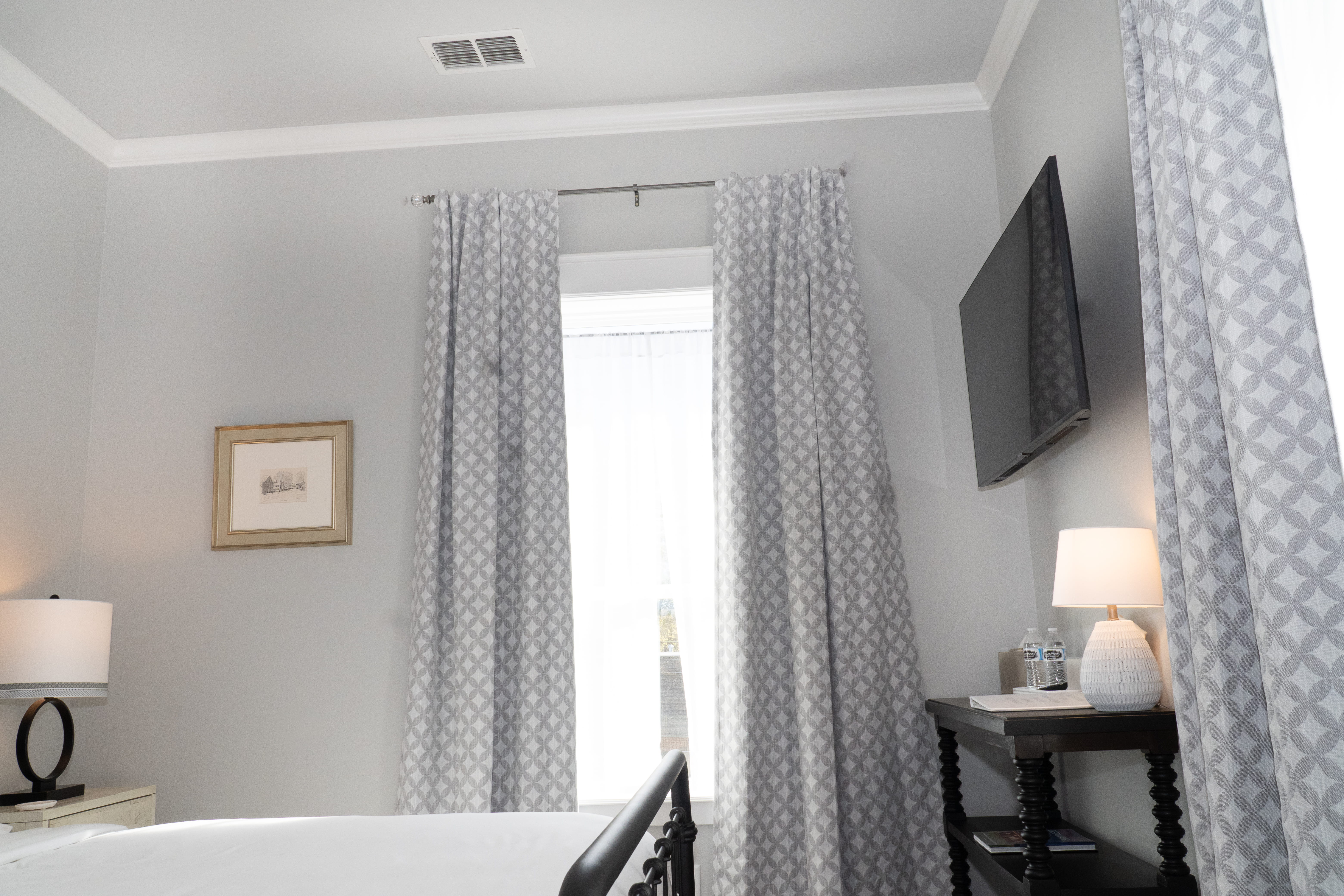 image of historic pub building