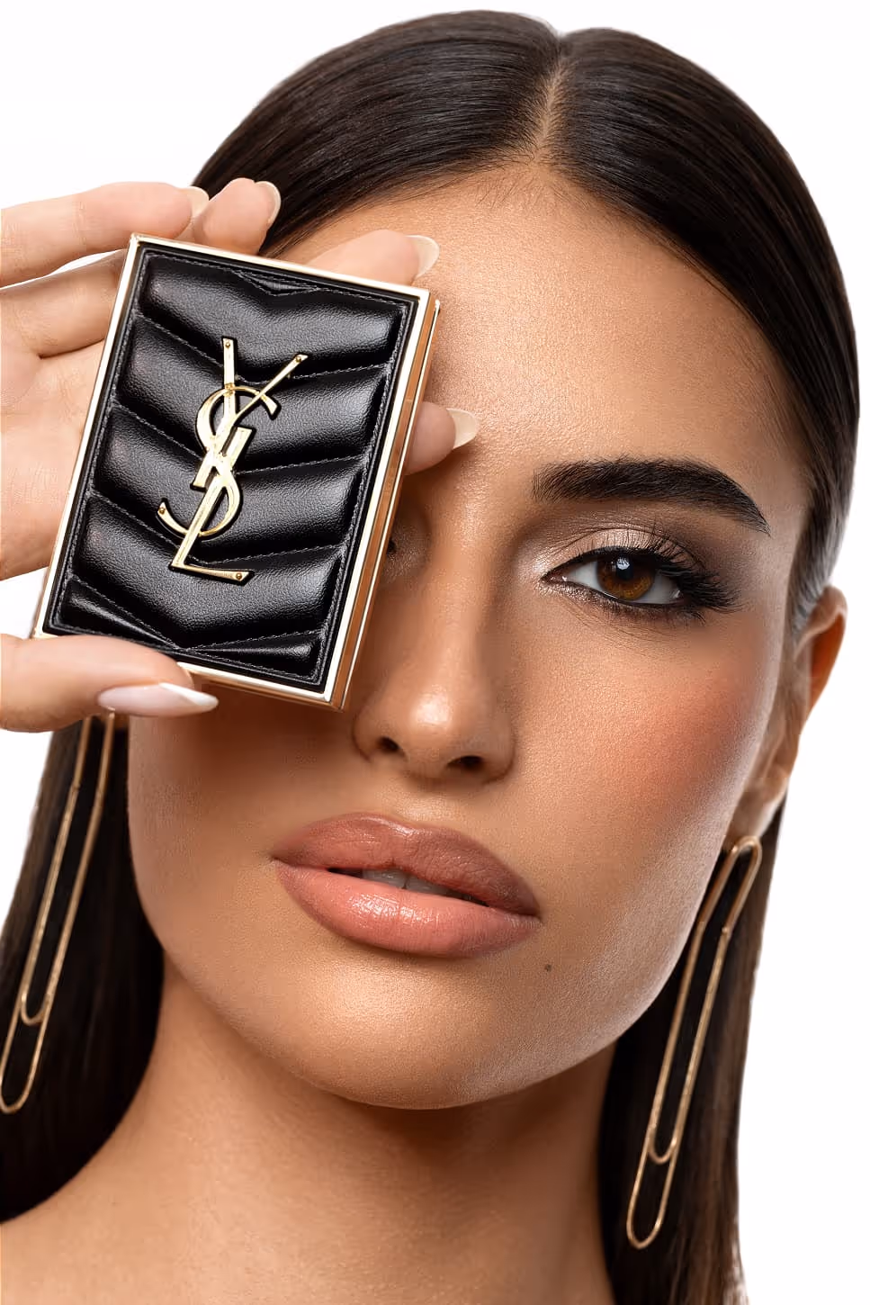 Beauty portret sa YSL makeupom – glam look, profesionalna šminka Sara Ivanović Pančevo