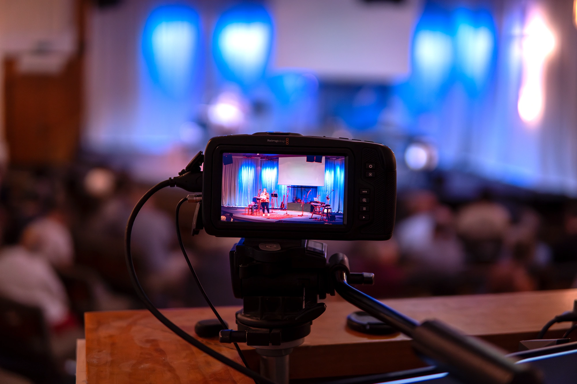 image of a historic courthouse