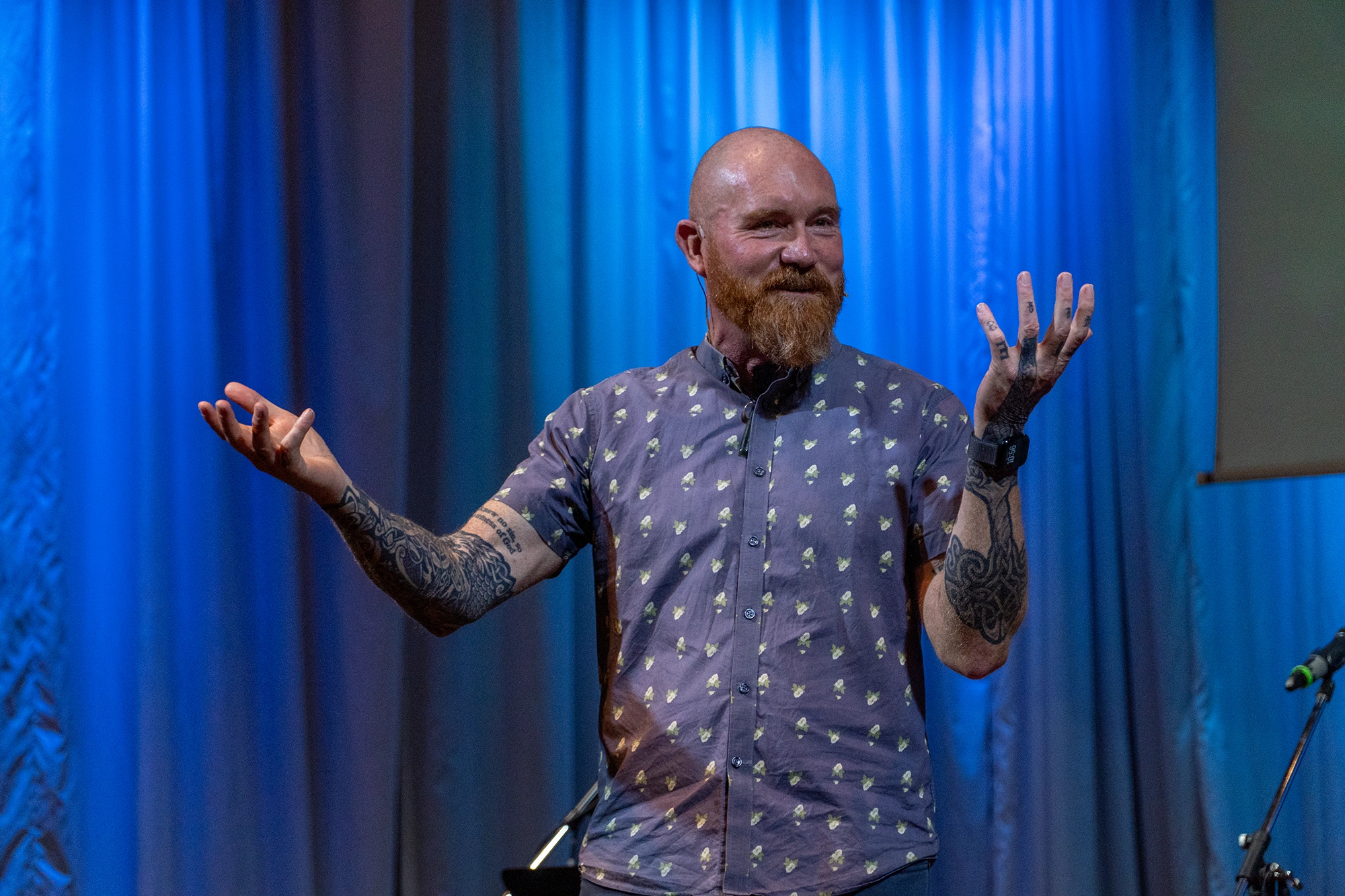 image of a historic courthouse
