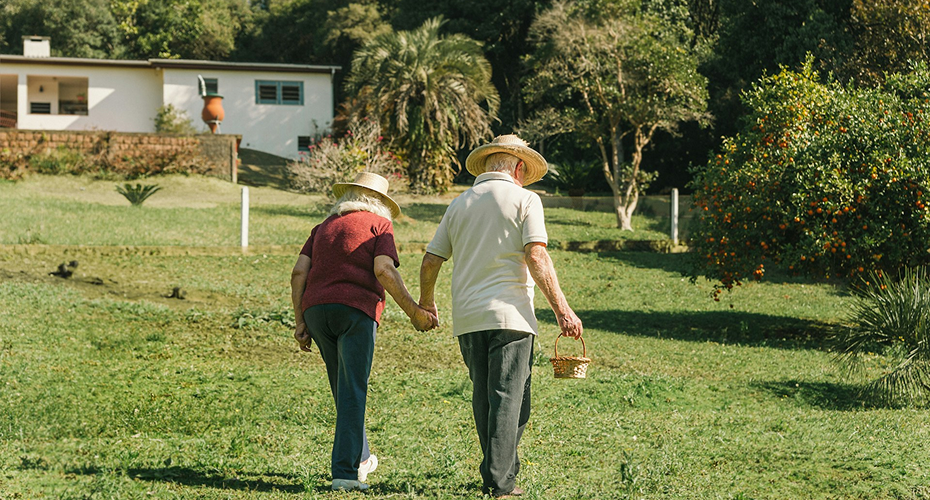Couple de retraités profitant de leur retraite dans le Var