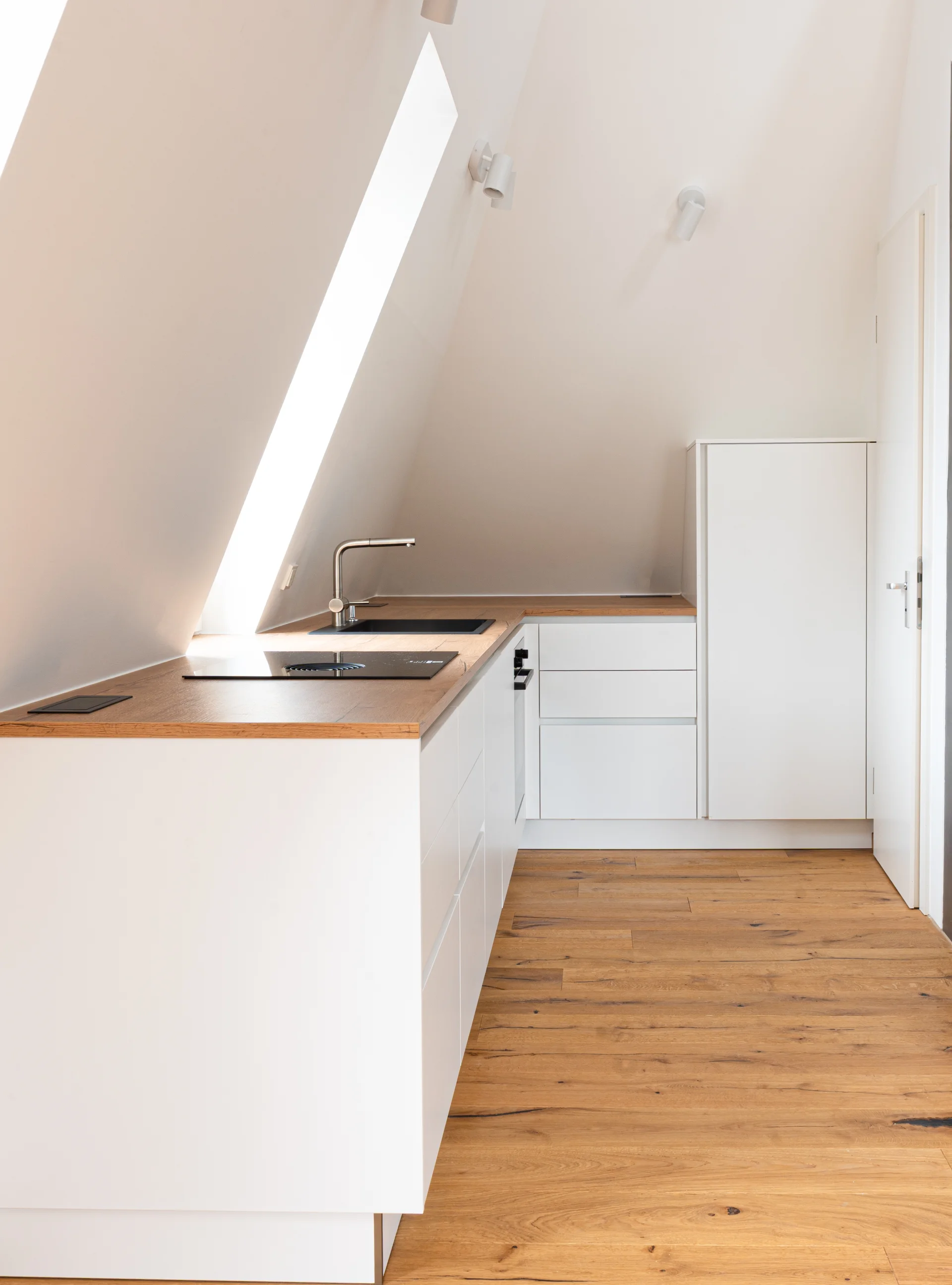 Büro-, Mini-, Pantry-, Singleküchen