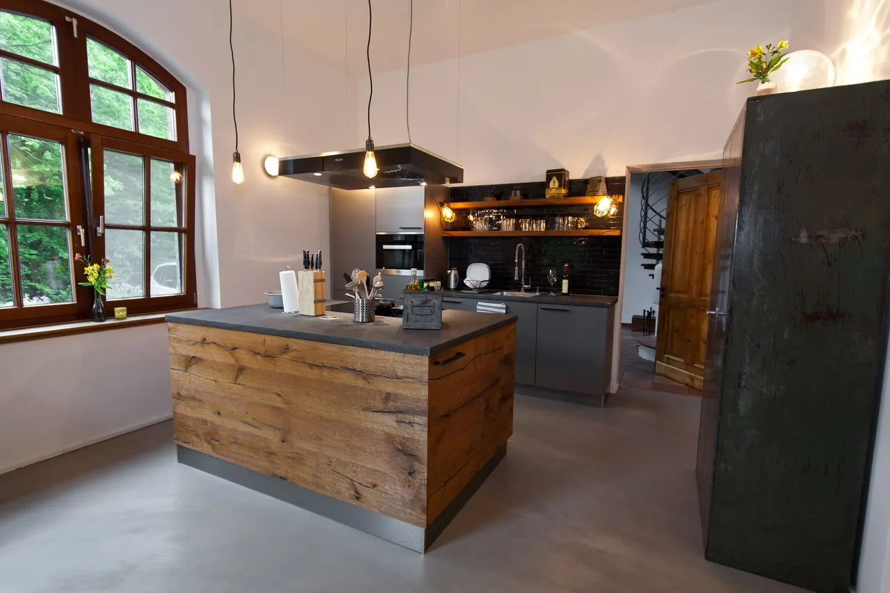 Designküche – Wenn Landhausstil auf modernes Küchendesign trifft