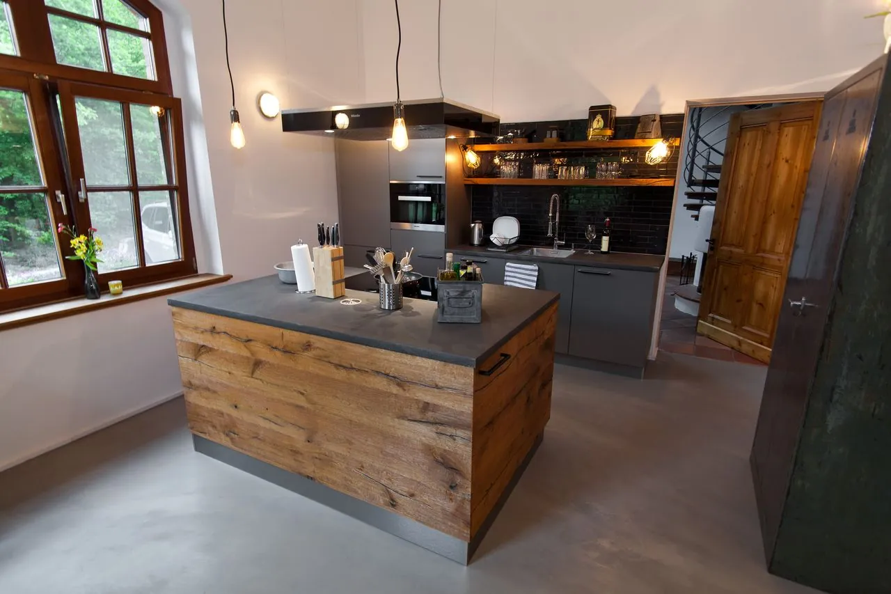 Designküche – Wenn Landhausstil auf modernes Küchendesign trifft