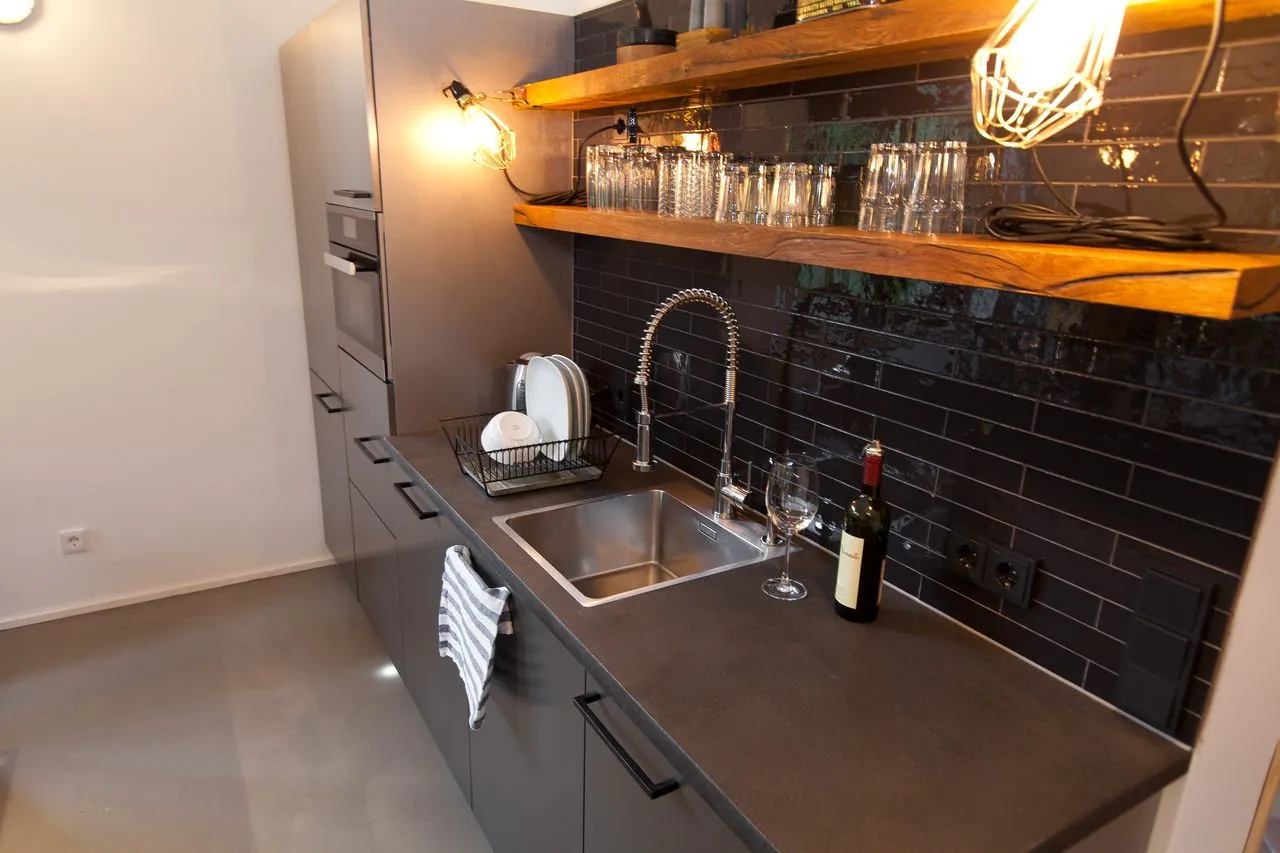 Designküche – Wenn Landhausstil auf modernes Küchendesign trifft