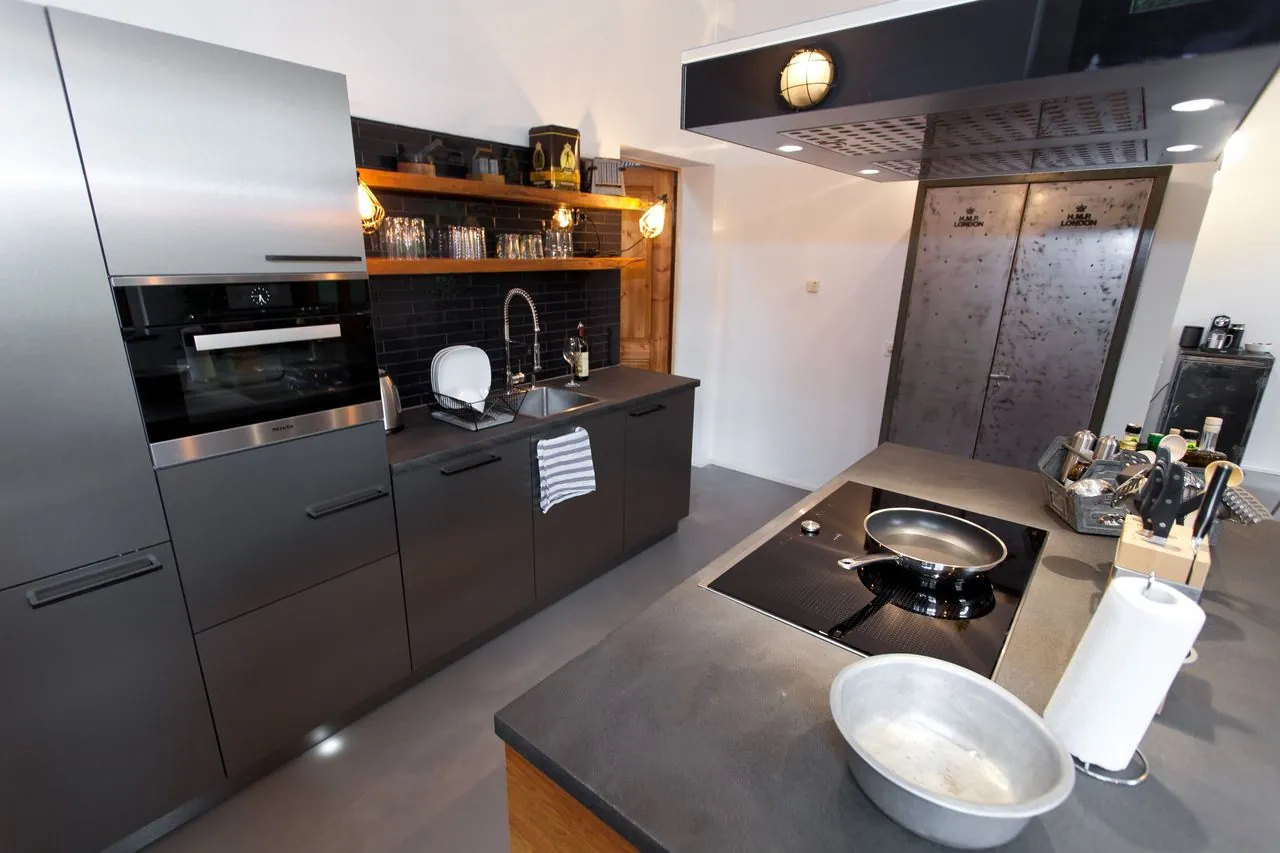 Designküche – Wenn Landhausstil auf modernes Küchendesign trifft