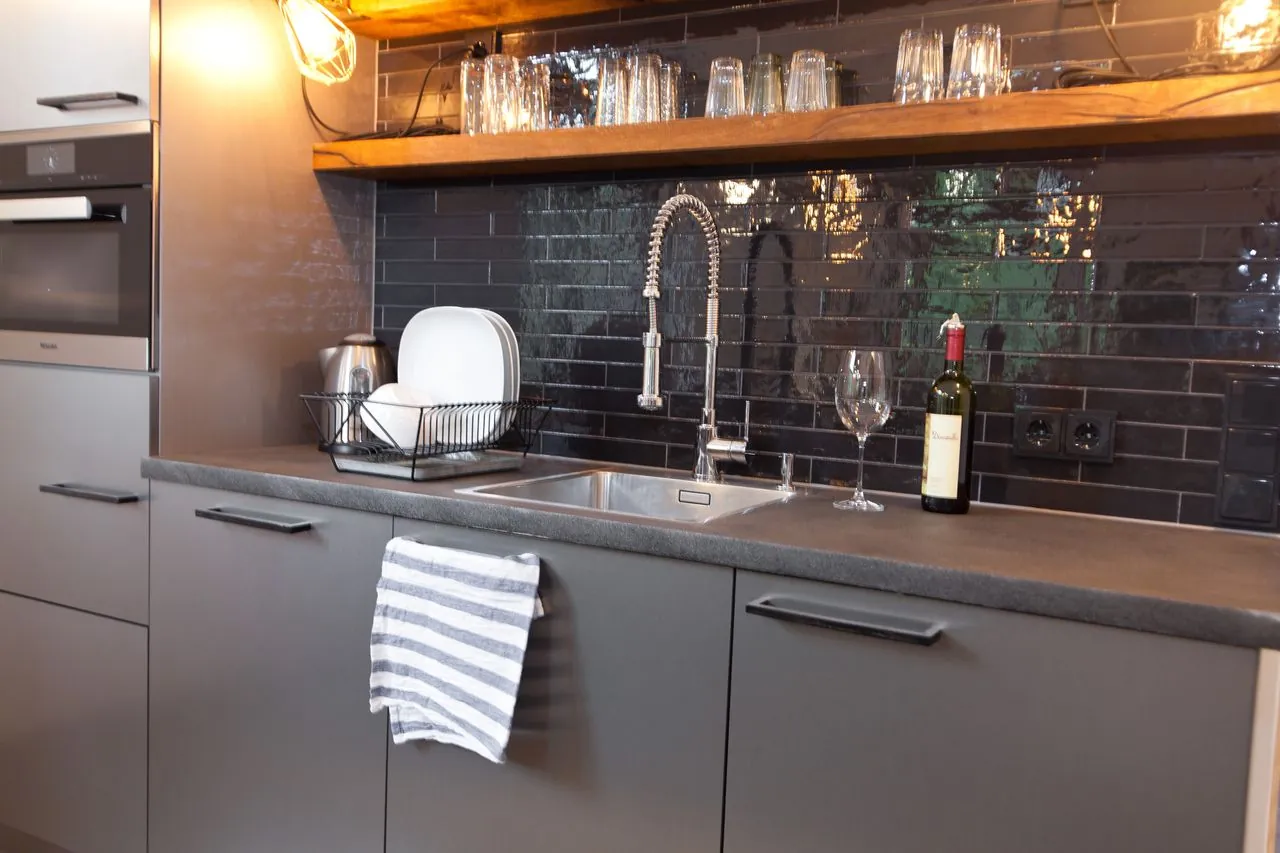 Designküche – Wenn Landhausstil auf modernes Küchendesign trifft
