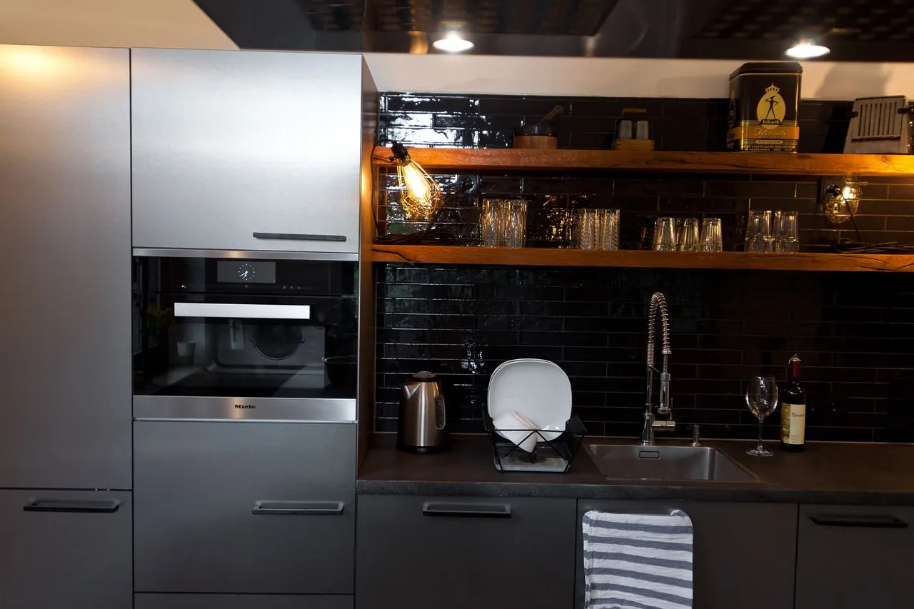 Designküche – Wenn Landhausstil auf modernes Küchendesign trifft