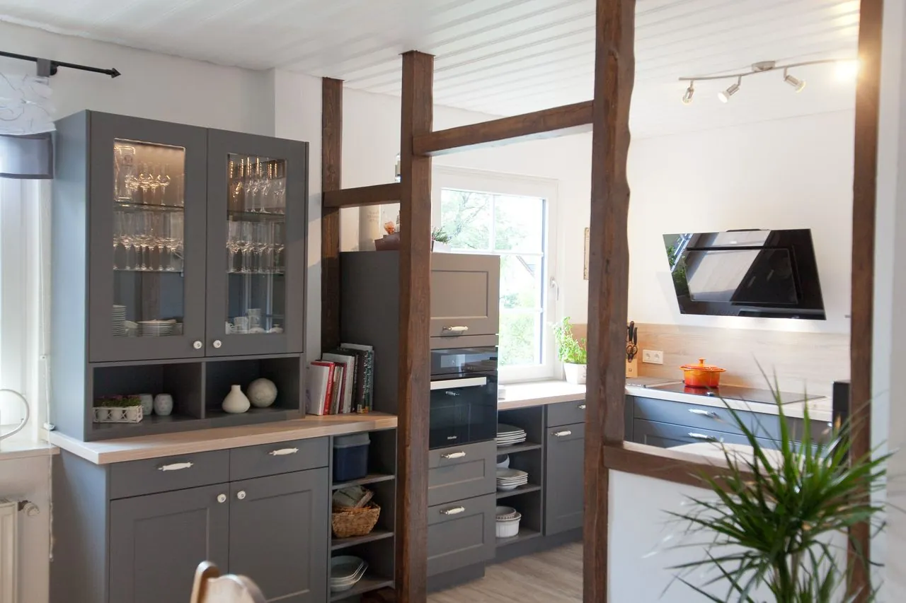 Landhausküche – Klassischer Landhausstil aus dem Oberbergischen