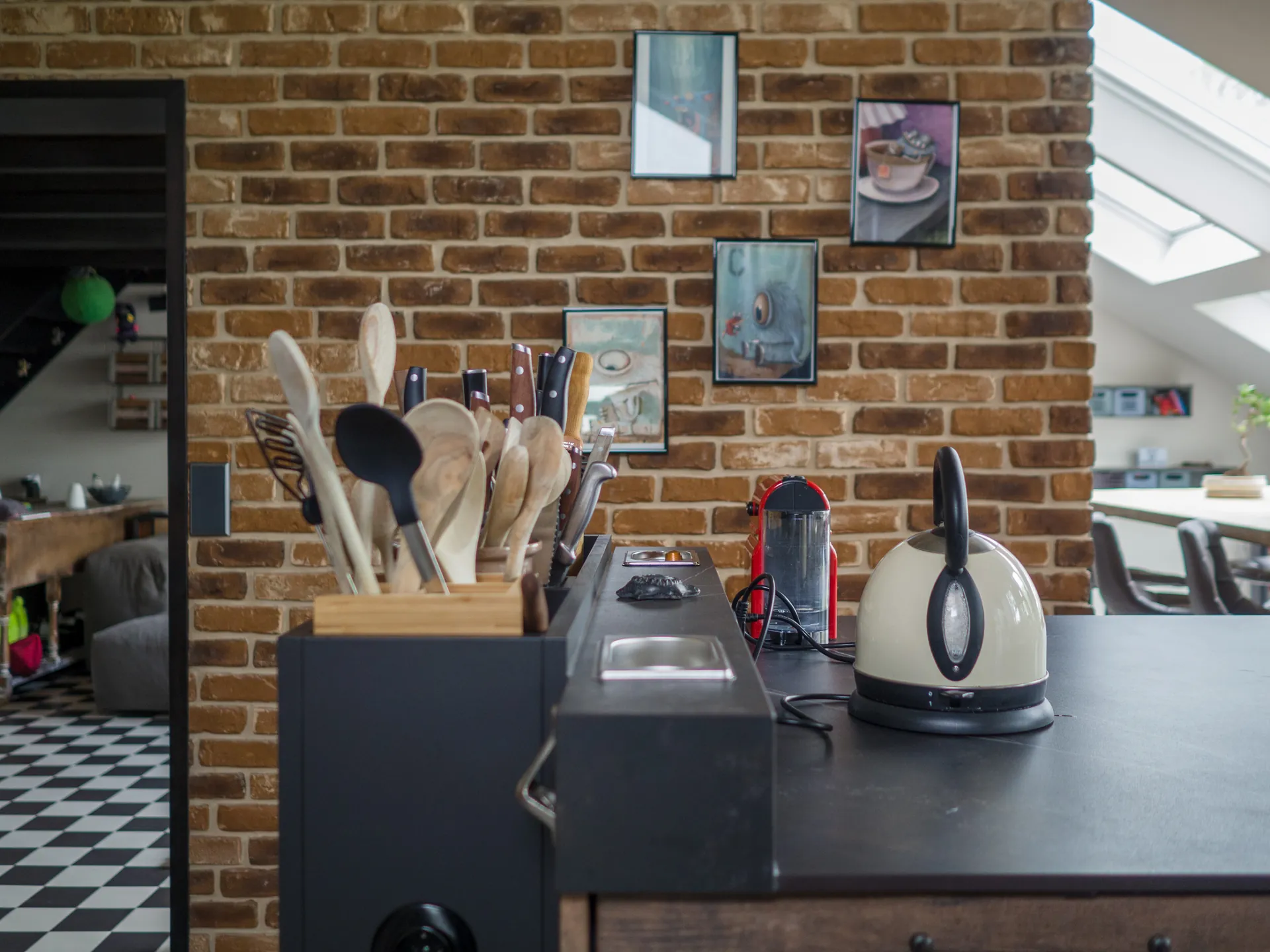 Designküche in Holz – Individuelle Schreinerküche aus Altholz