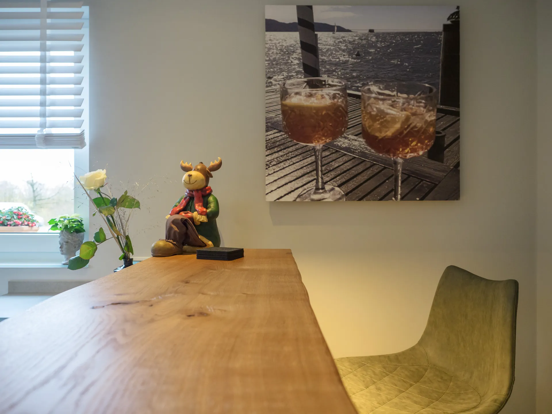 Landhausküche – Helle Wohlfühlküche in Weiß matt