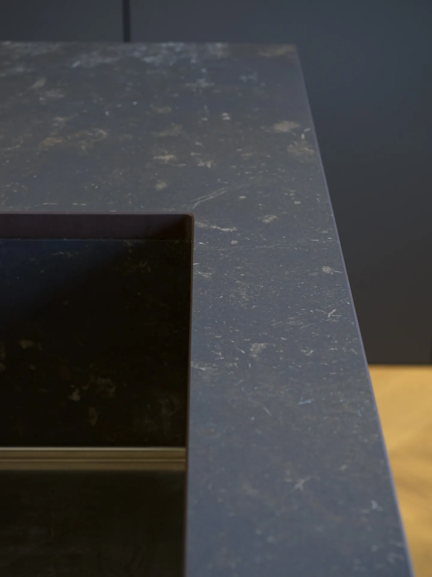 Designküche – Großzügige Wohnküche in Carbongrau