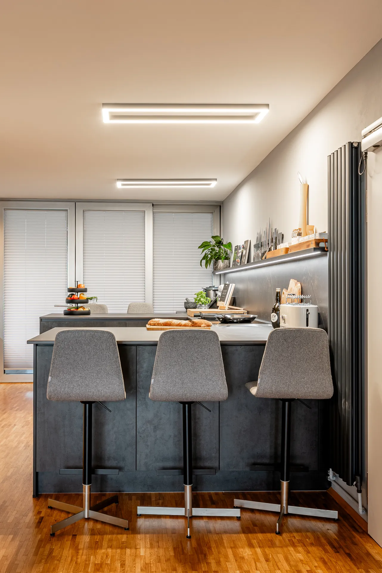 Designküche in Betonoptik – Individuelle Küche mit außergewöhnlicher Planung