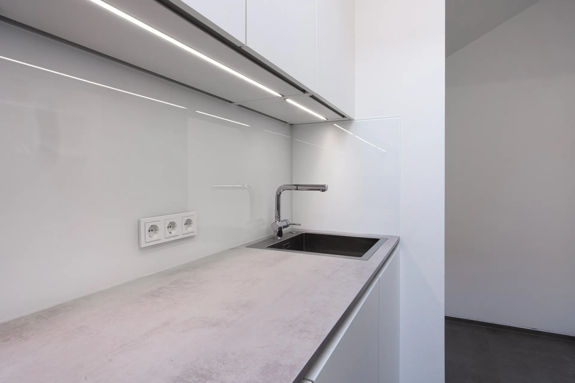 Designküche – Büroküche für Architekten mit klarer Gestaltung