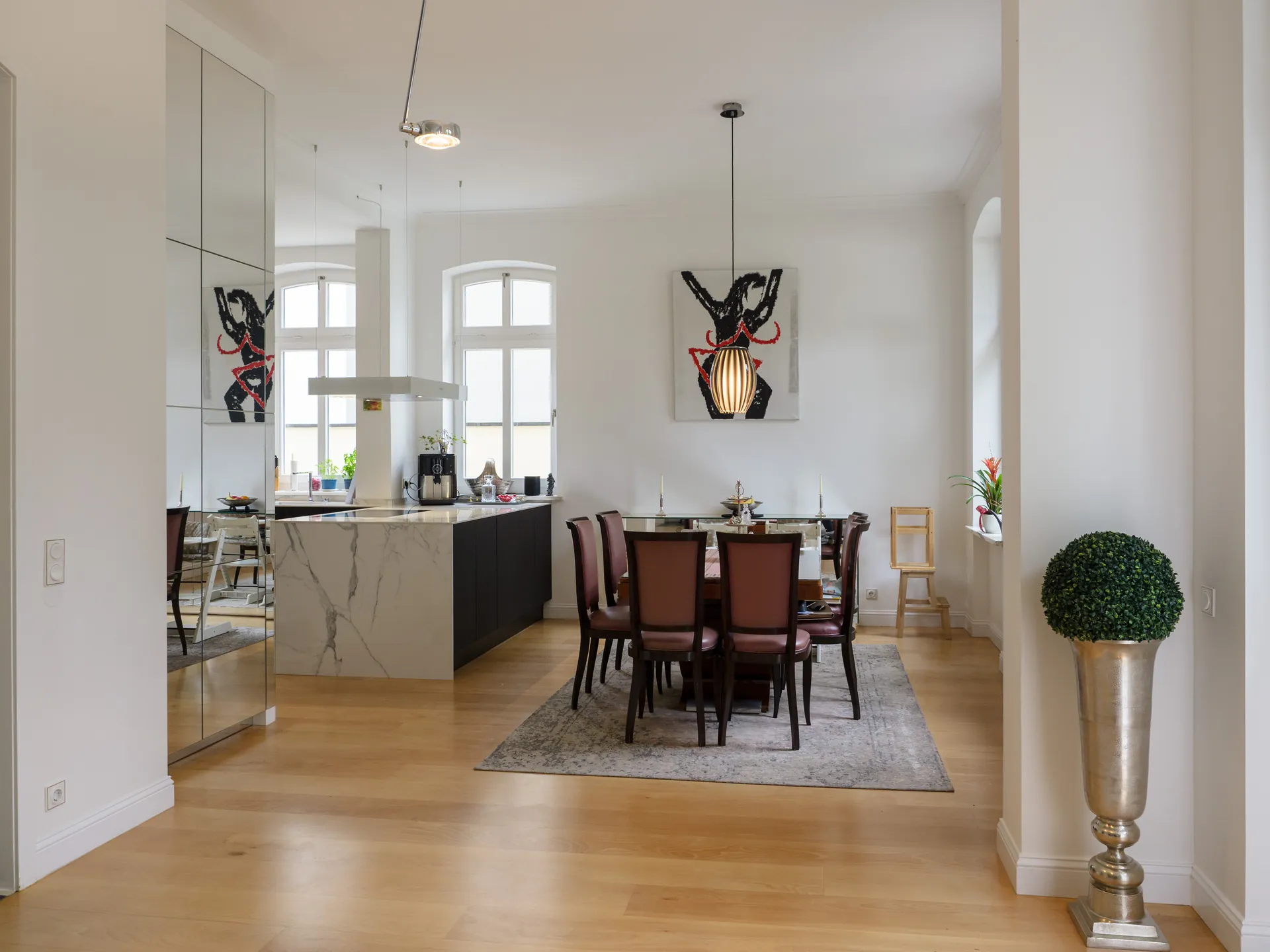 Designküche in Schwarz – Häcker Küche in Schwarz matt mit Keramik