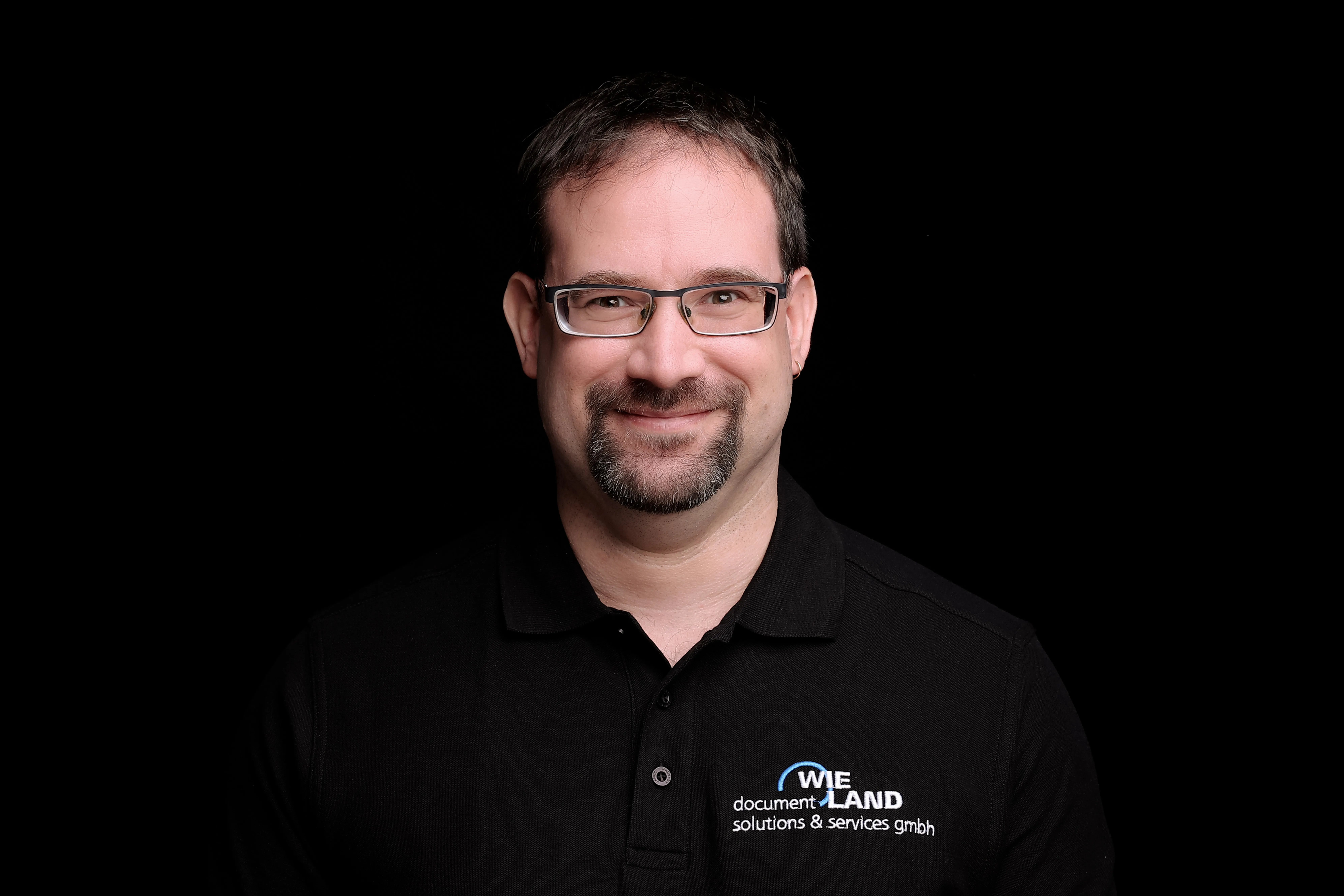 [headshot] image of customer (for a travel tech)