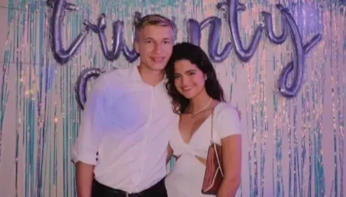 Birthday party in college