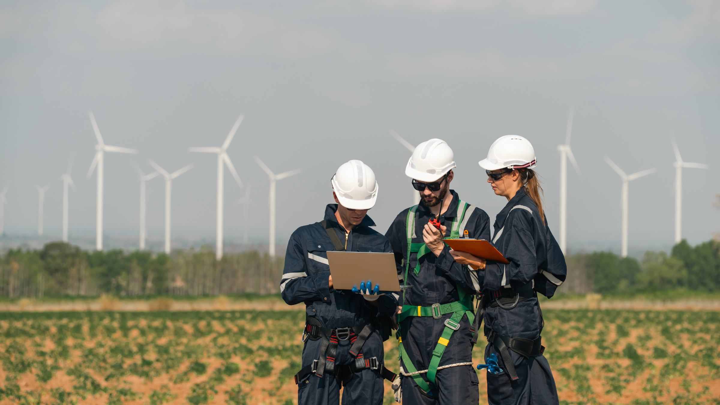 Leading Safety Indicators for Field-Heavy Operations