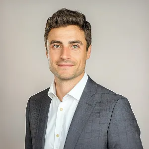 Professional photograph of Dave Martin