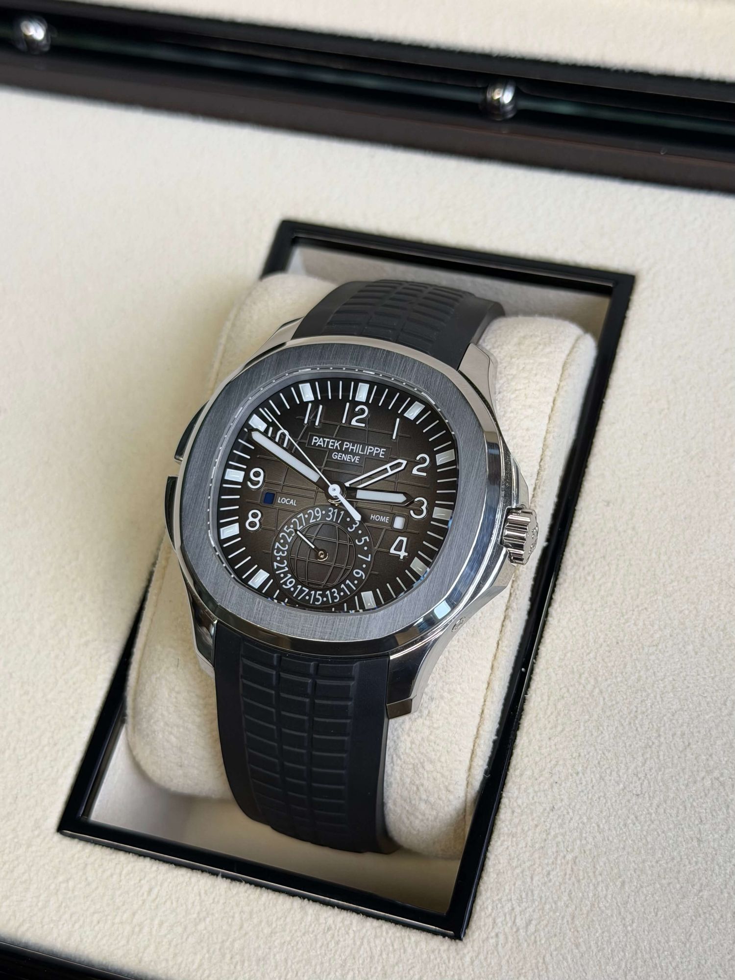 Watchrr - Authentic luxury watch