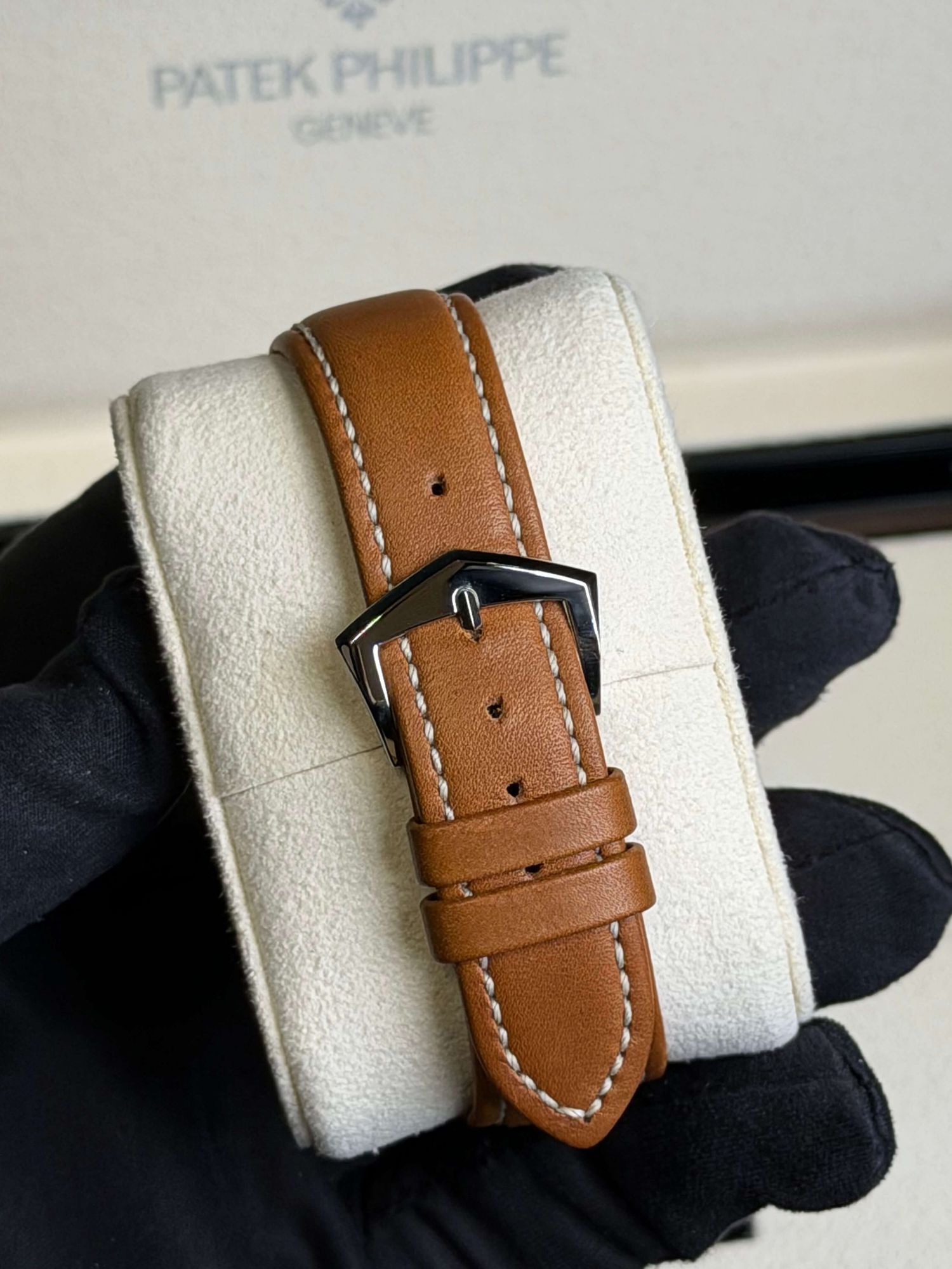 Watchrr - Authentic luxury watch